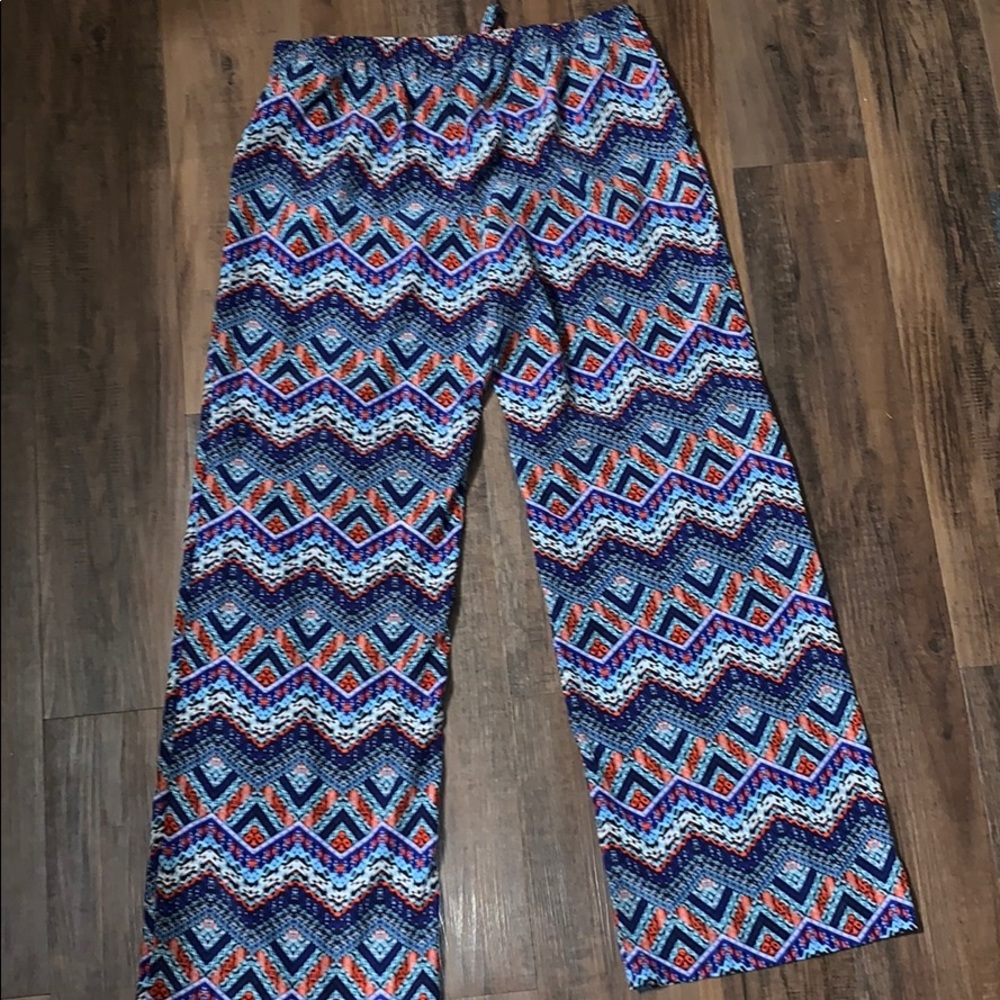 High waisted Aztec pattern pants - Picture 3 of 6